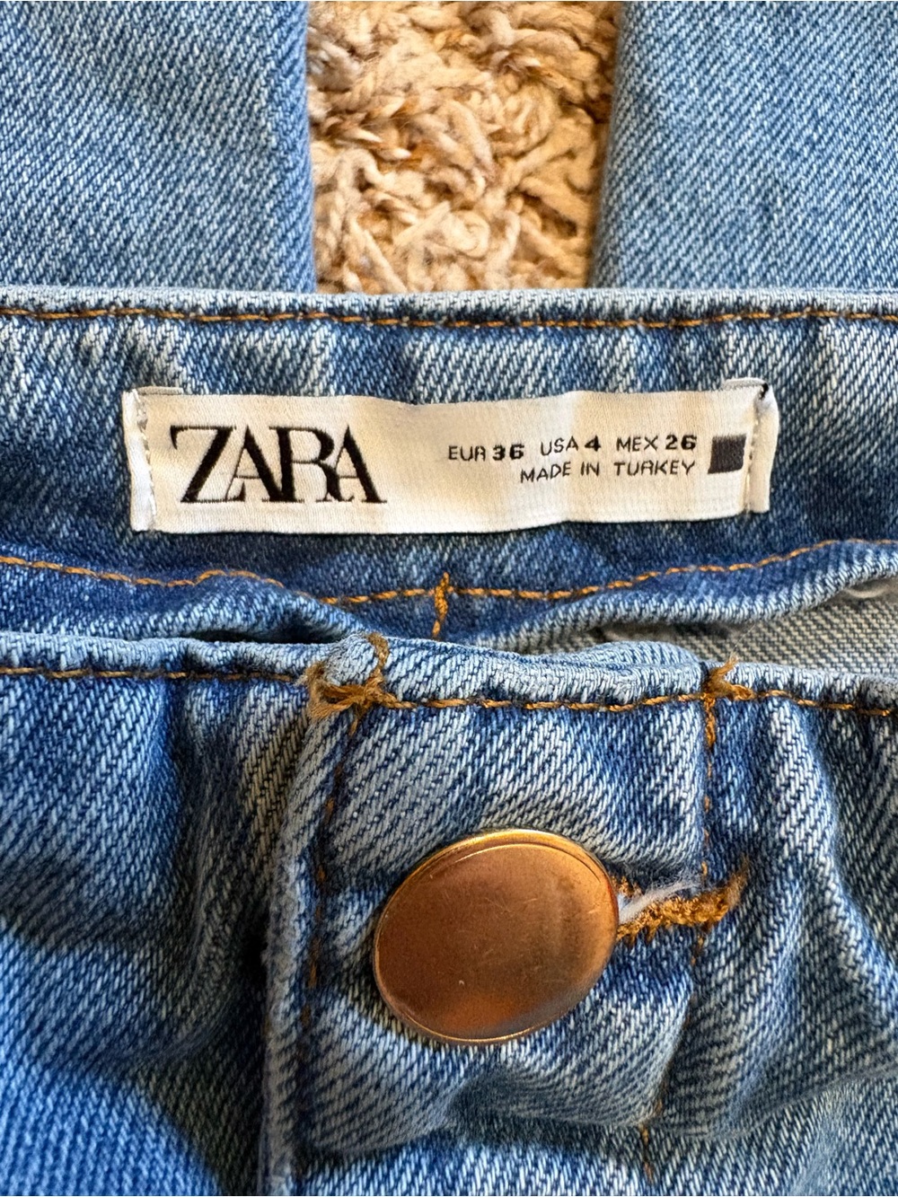 Zara High Waist Wide Leg Button Fly Crop Jeans Womens size 4 - Picture 3 of 6